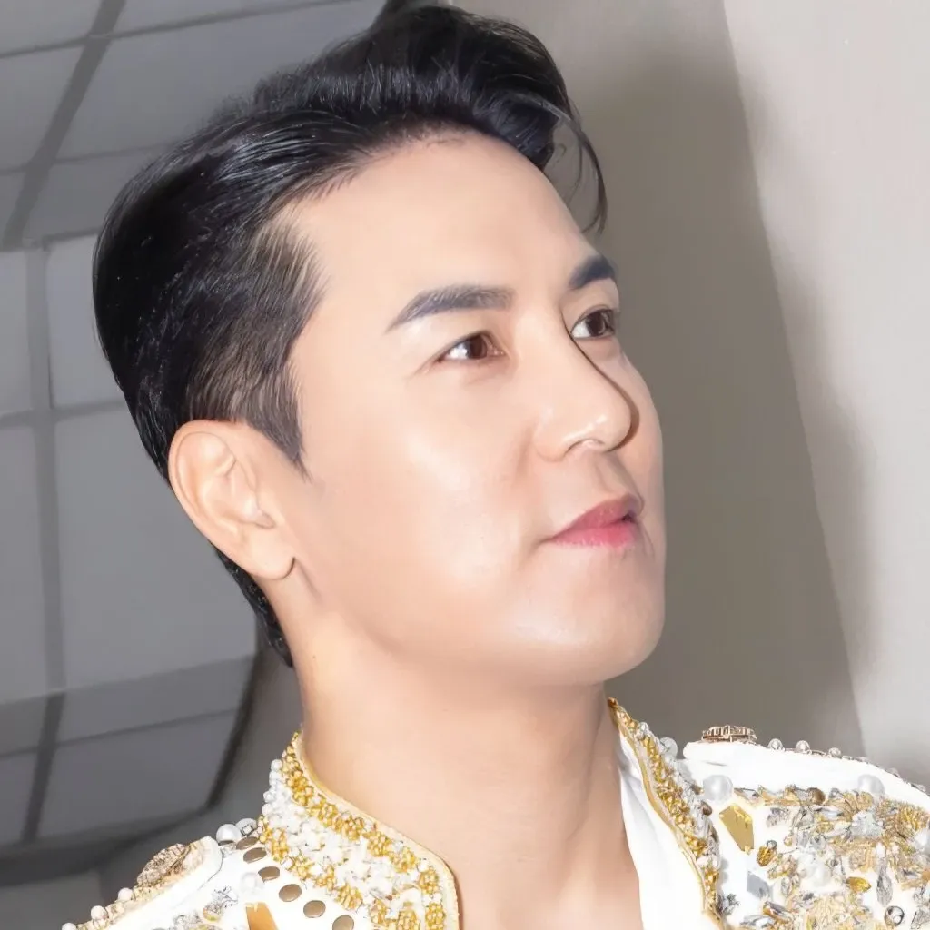 Foto kegiatan terbaru dari Jang Minho
