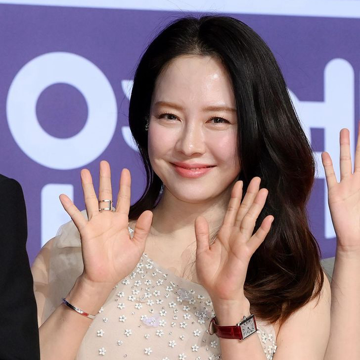 Cuplikan di balik layar dari Song Jihyo
