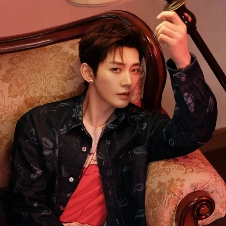 Behind-the-scenes cut of Deng Wei