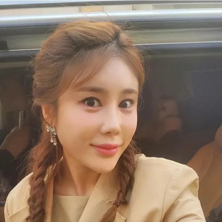 Foto terbaru dari Kim Soyou