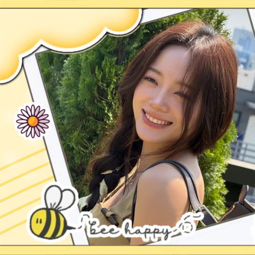Behind-the-scenes cut of Kim Sejeong