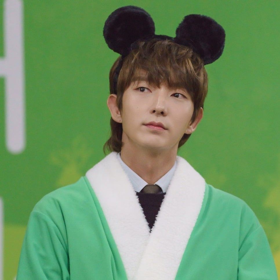 Recent activity shot of Lee Joongi