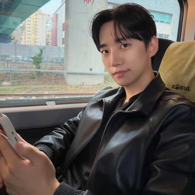 イ・ジュノの最新写真