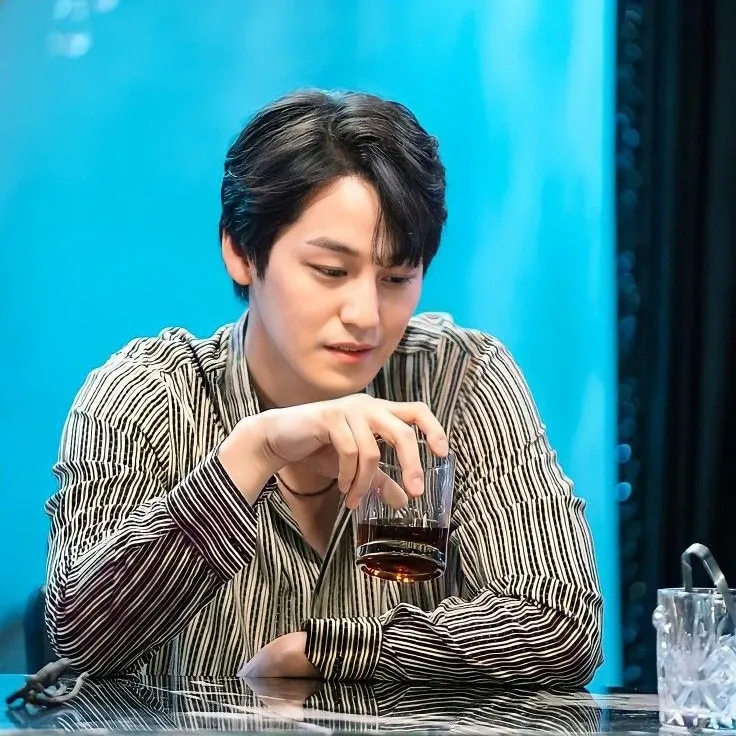 Latest photo of Kim Bum