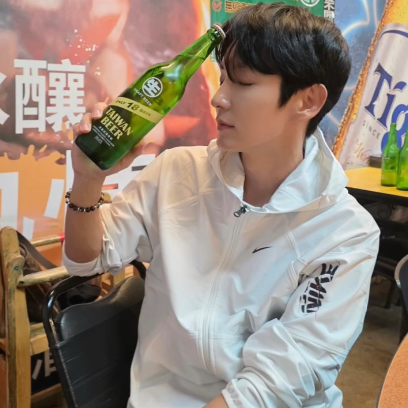 Latest photo of Lee Joongi