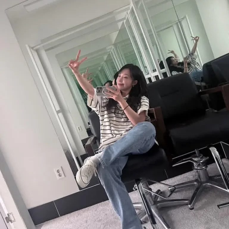 Cuplikan di balik layar dari Jung Eunji