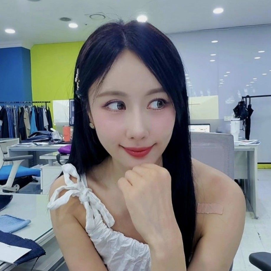 A moment captured by a fan of Gu Sukyung