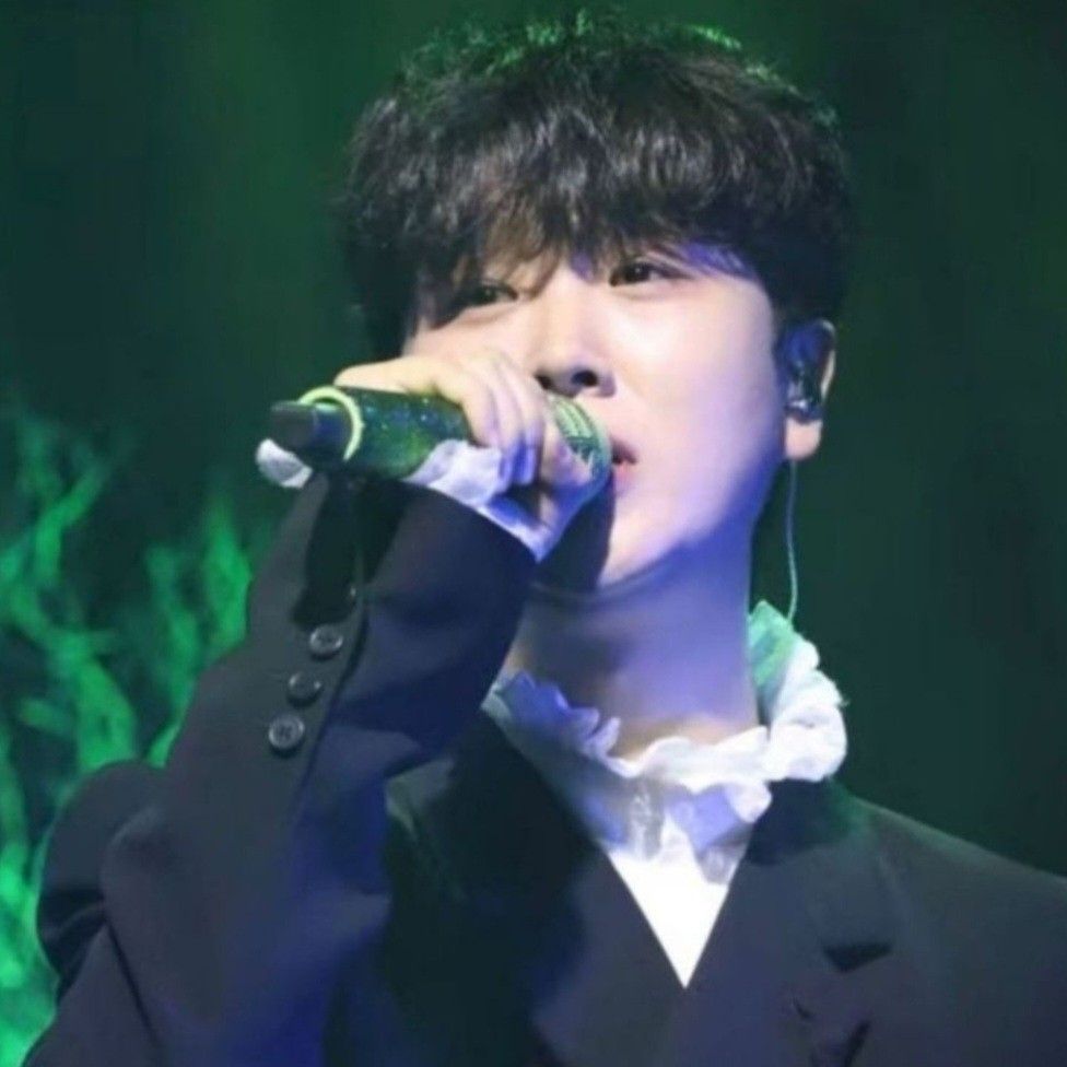 Behind-the-scenes cut of Song Minjun