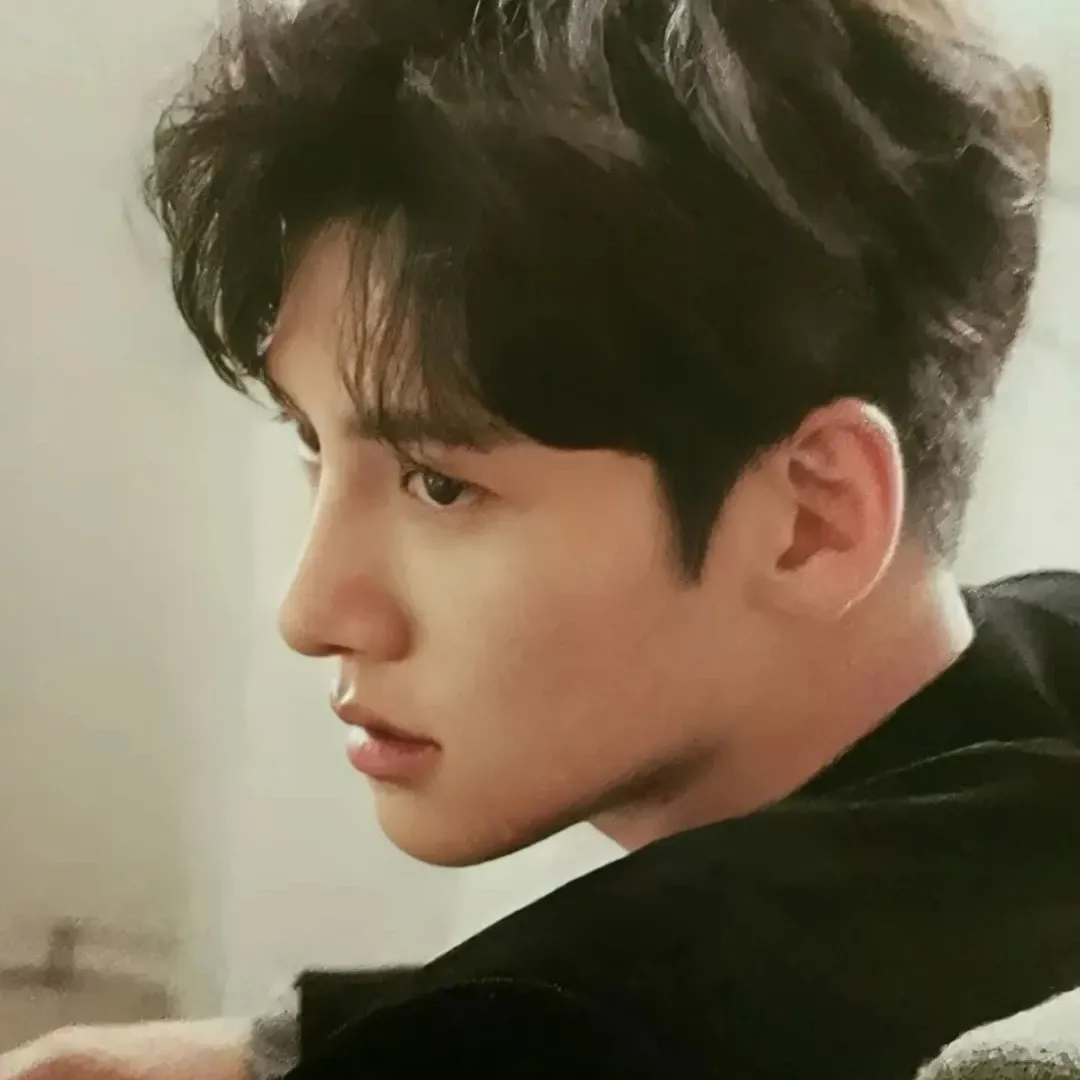 Latest photo of Ji Changwook