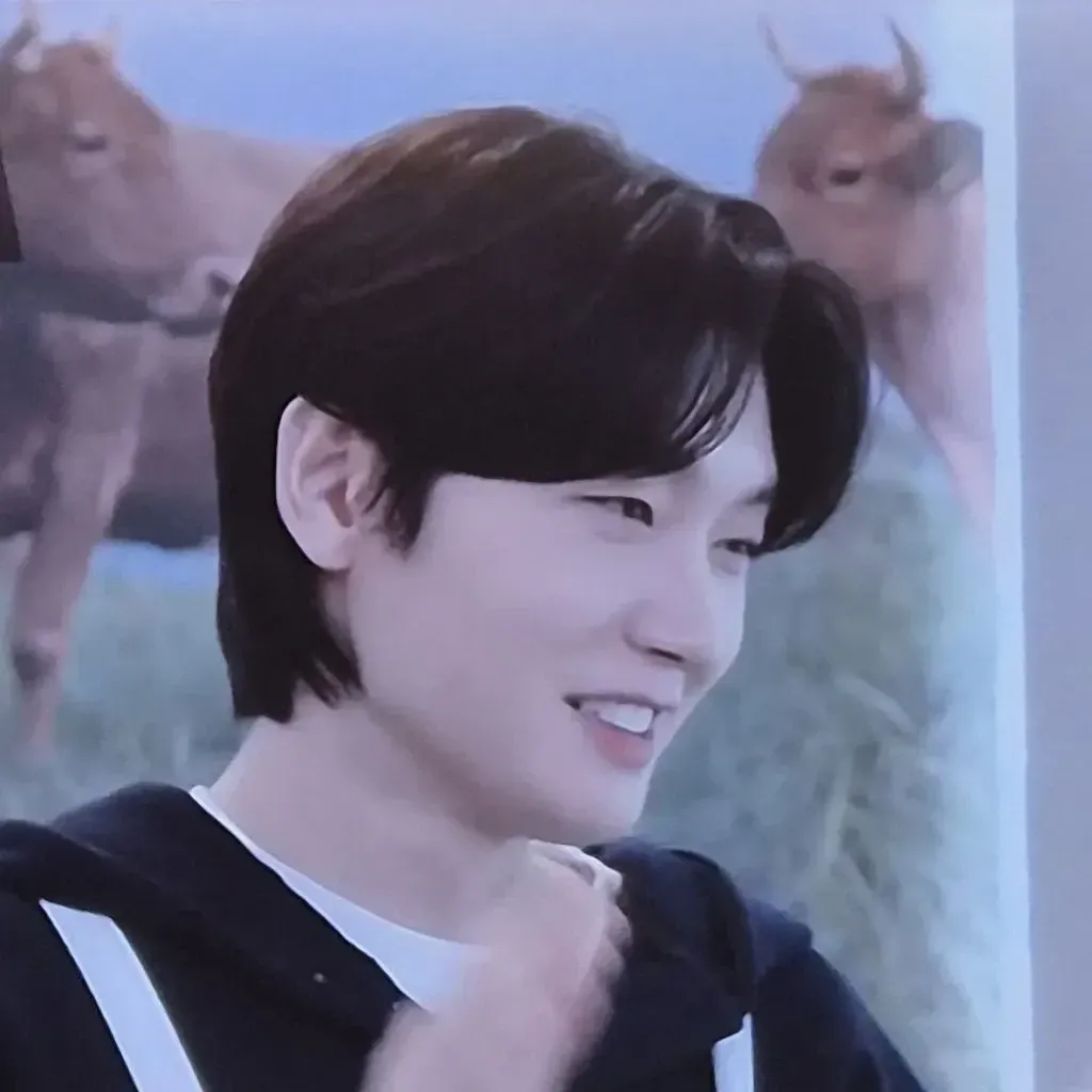 Behind-the-scenes cut of Kim Yongbin