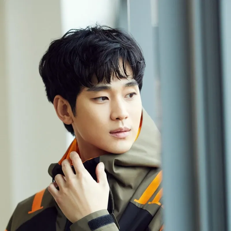 Latest photo of Kim Soohyun