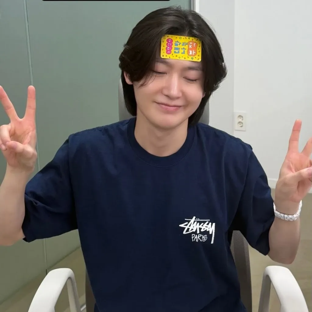 Latest photo of Kim Yongbin