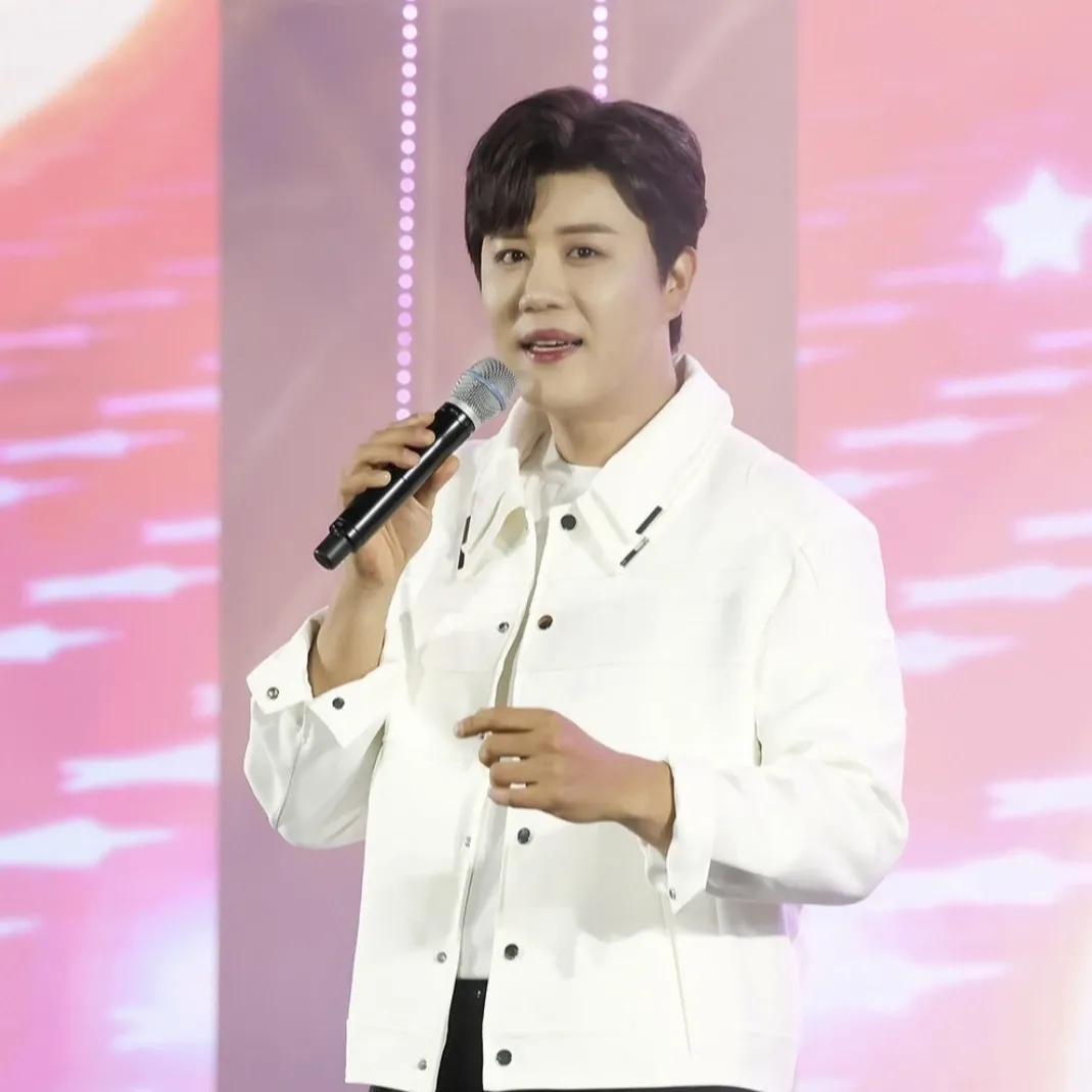 Recent activity shot of Jin Haesung