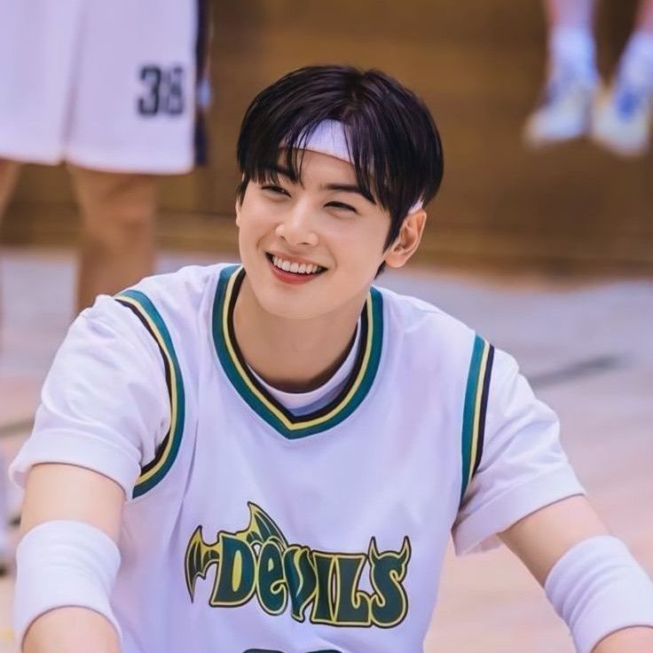 粉丝拍下的车银优瞬间