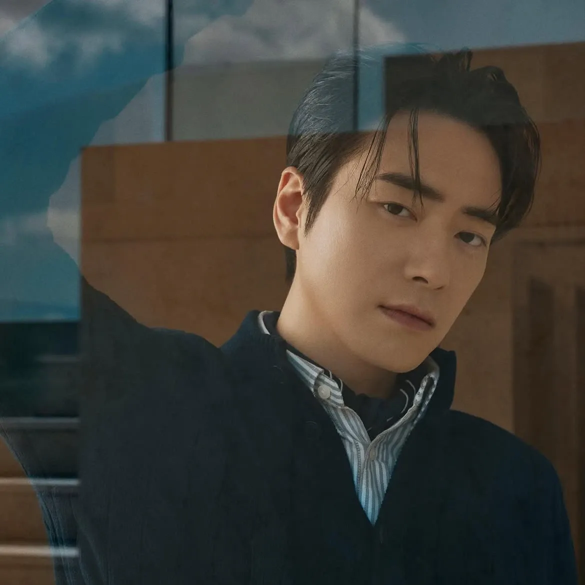 A moment captured by a fan of Lee Joonhyuk