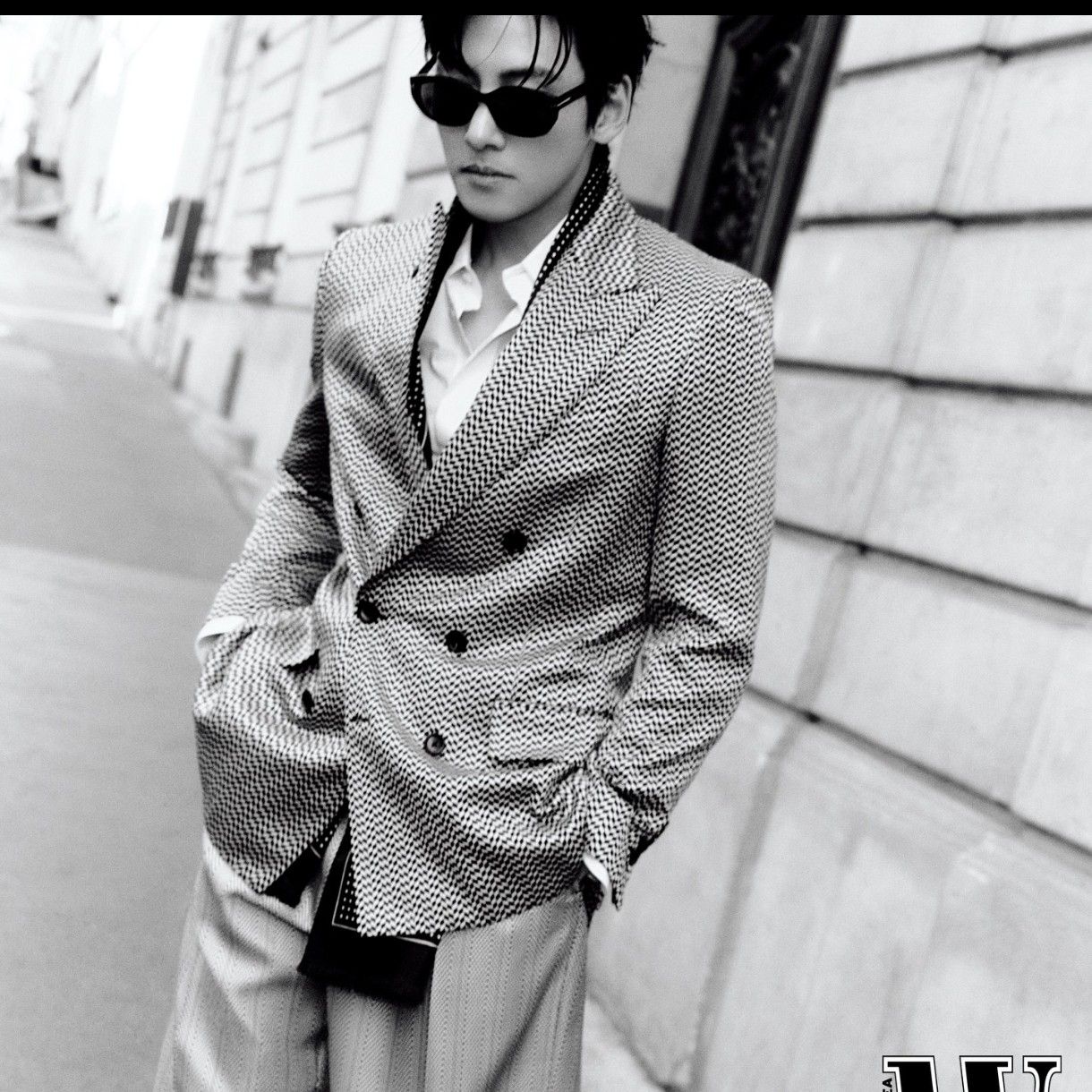 Behind-the-scenes cut of Ji Changwook