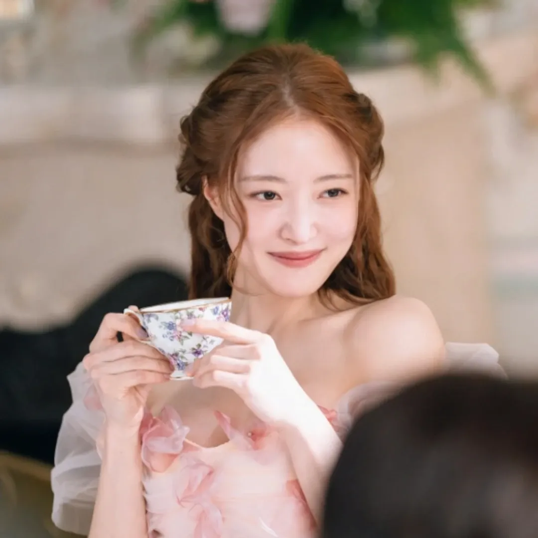 A moment captured by a fan of Lee Seyoung