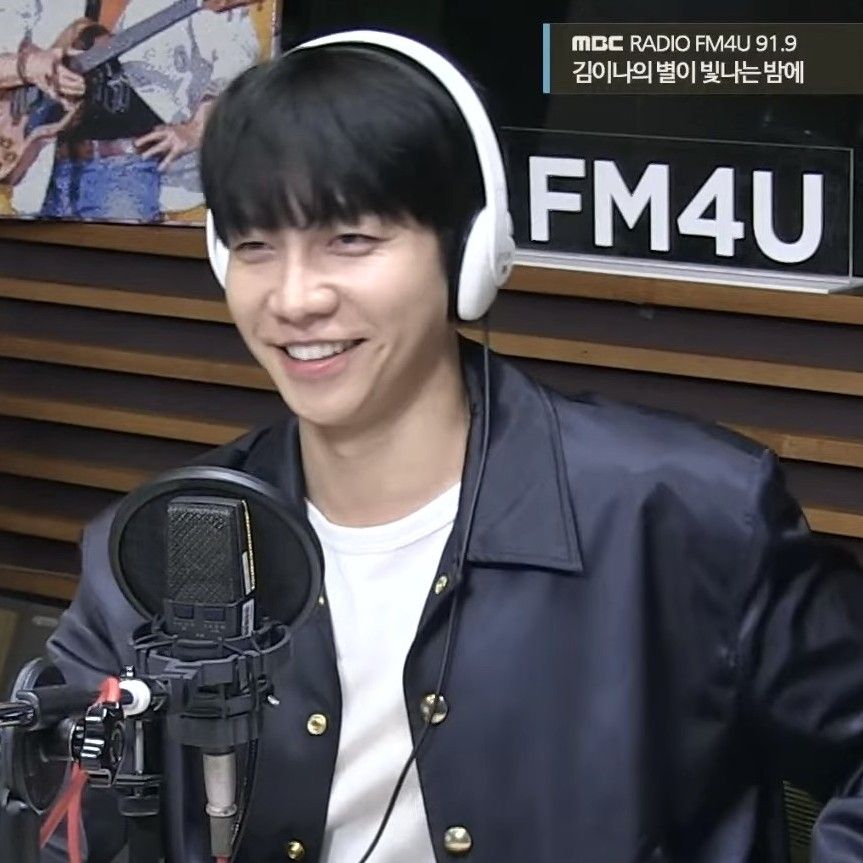 Foto terbaru dari Lee Seunggi