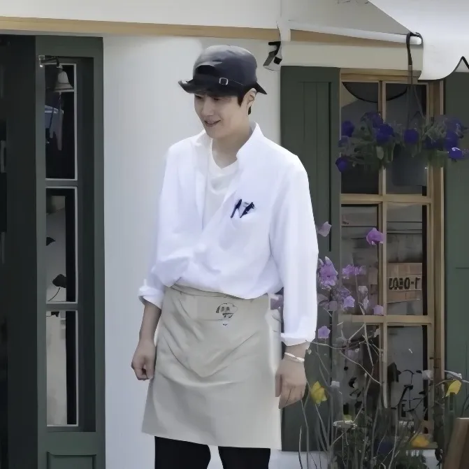 Behind-the-scenes cut of Kim Seonho