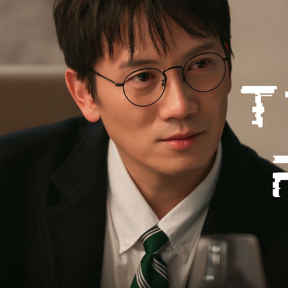 Latest photo of Ji Sung