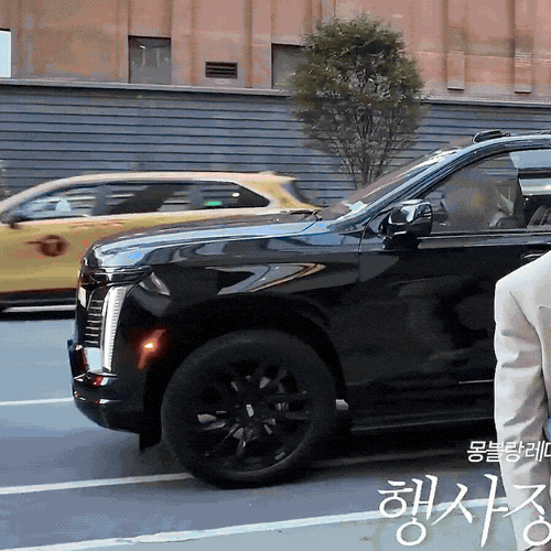 Behind-the-scenes cut of Seo Kangjun