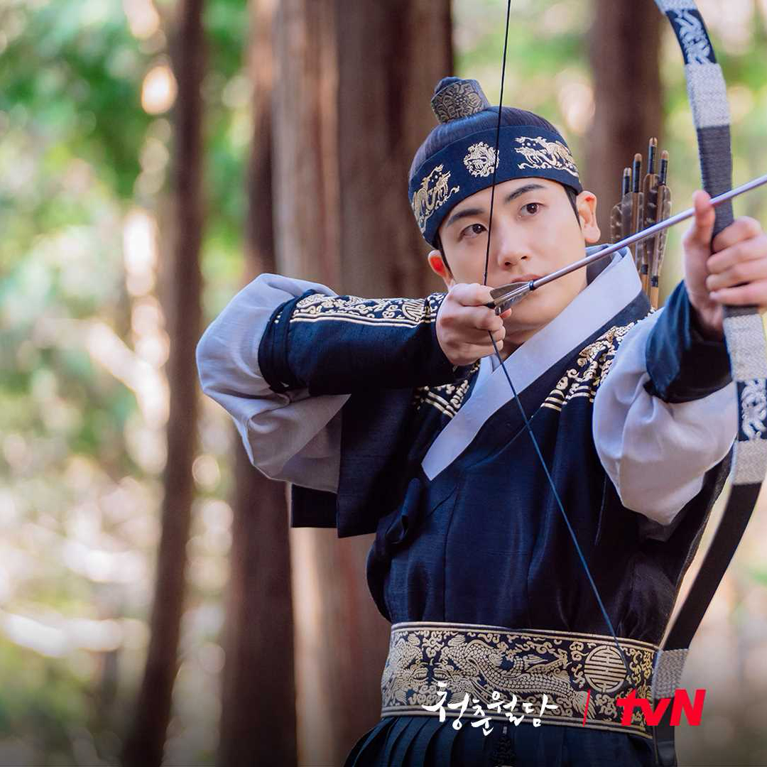 Behind-the-scenes cut of Park Hyungsik