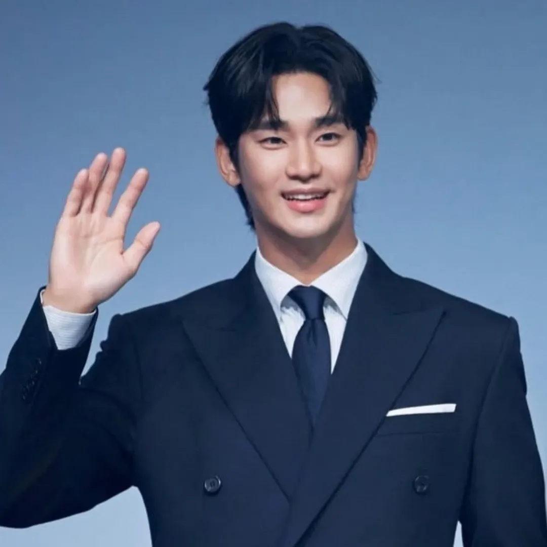 Behind-the-scenes cut of Kim Soohyun