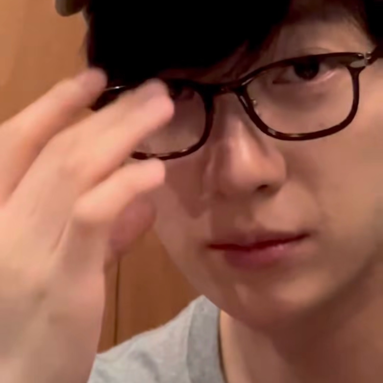 A moment captured by a fan of Lee Sangyeob