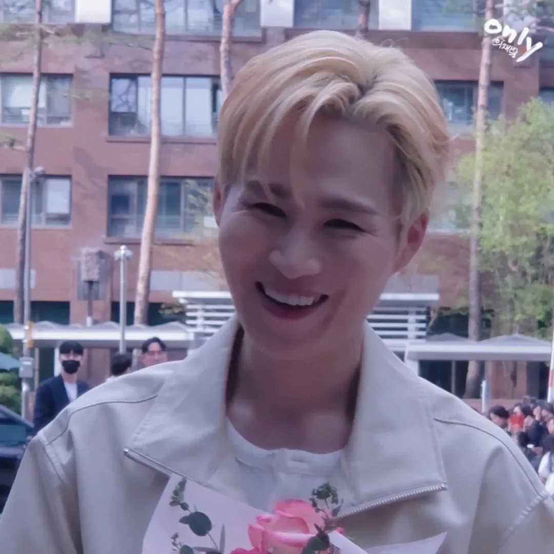 김희재 최근 활동샷