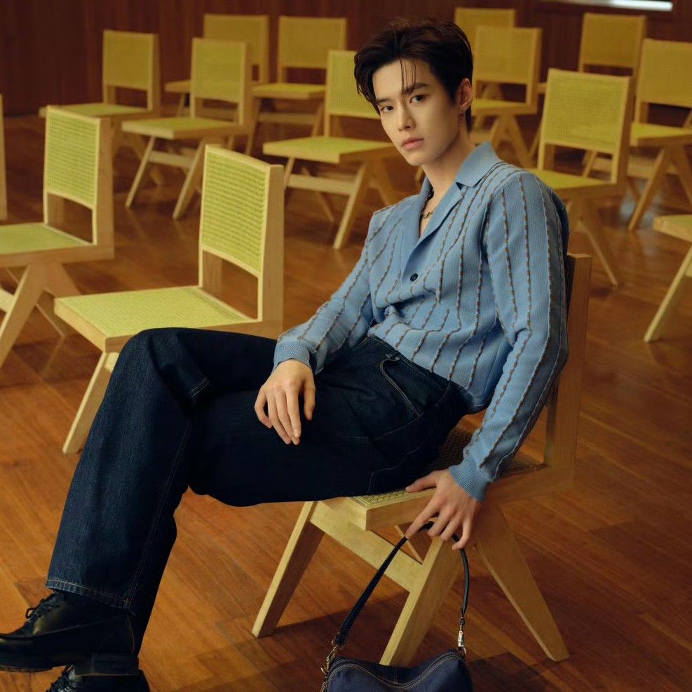 Behind-the-scenes cut of He Yu