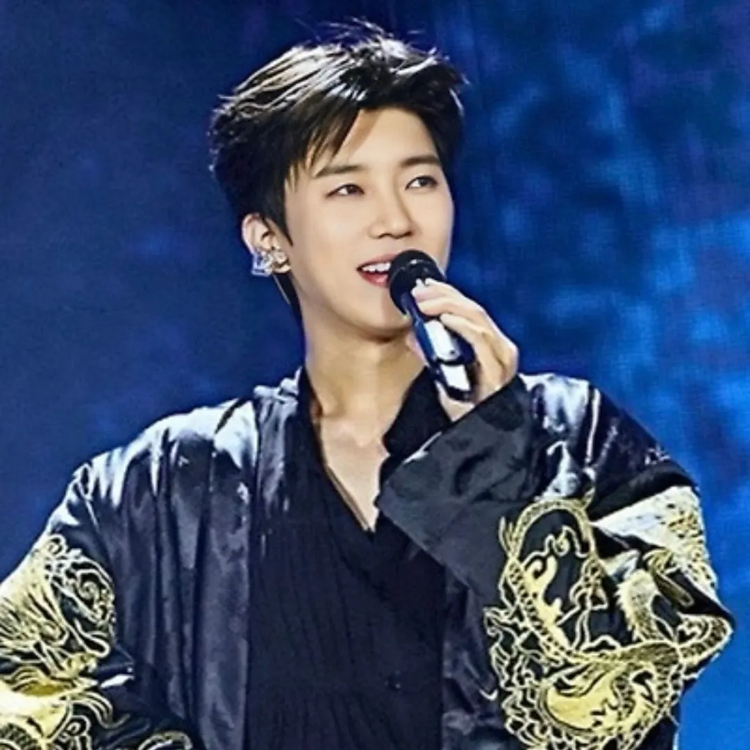 Foto kegiatan terbaru dari Lim Youngwoong
