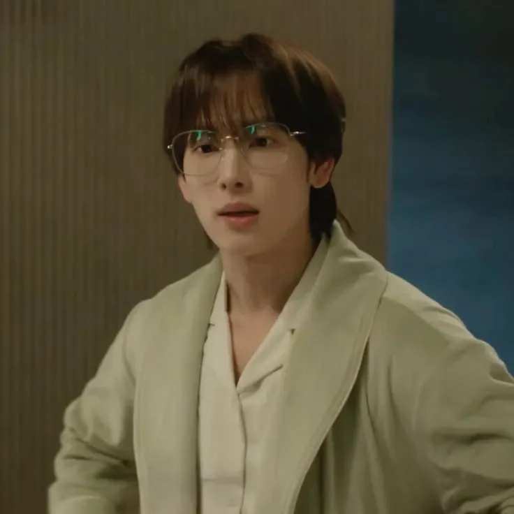 A moment captured by a fan of Yim Siwan