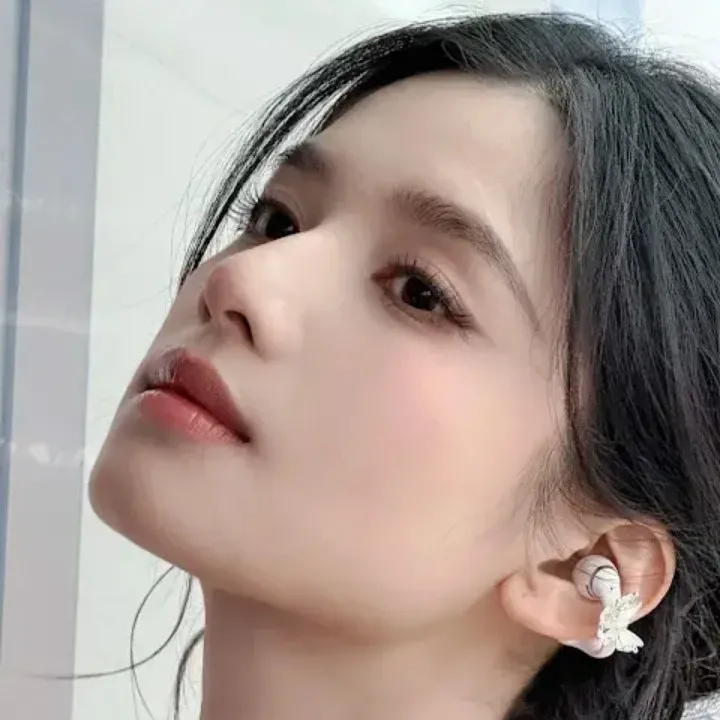Latest photo of Jingyi Zhang