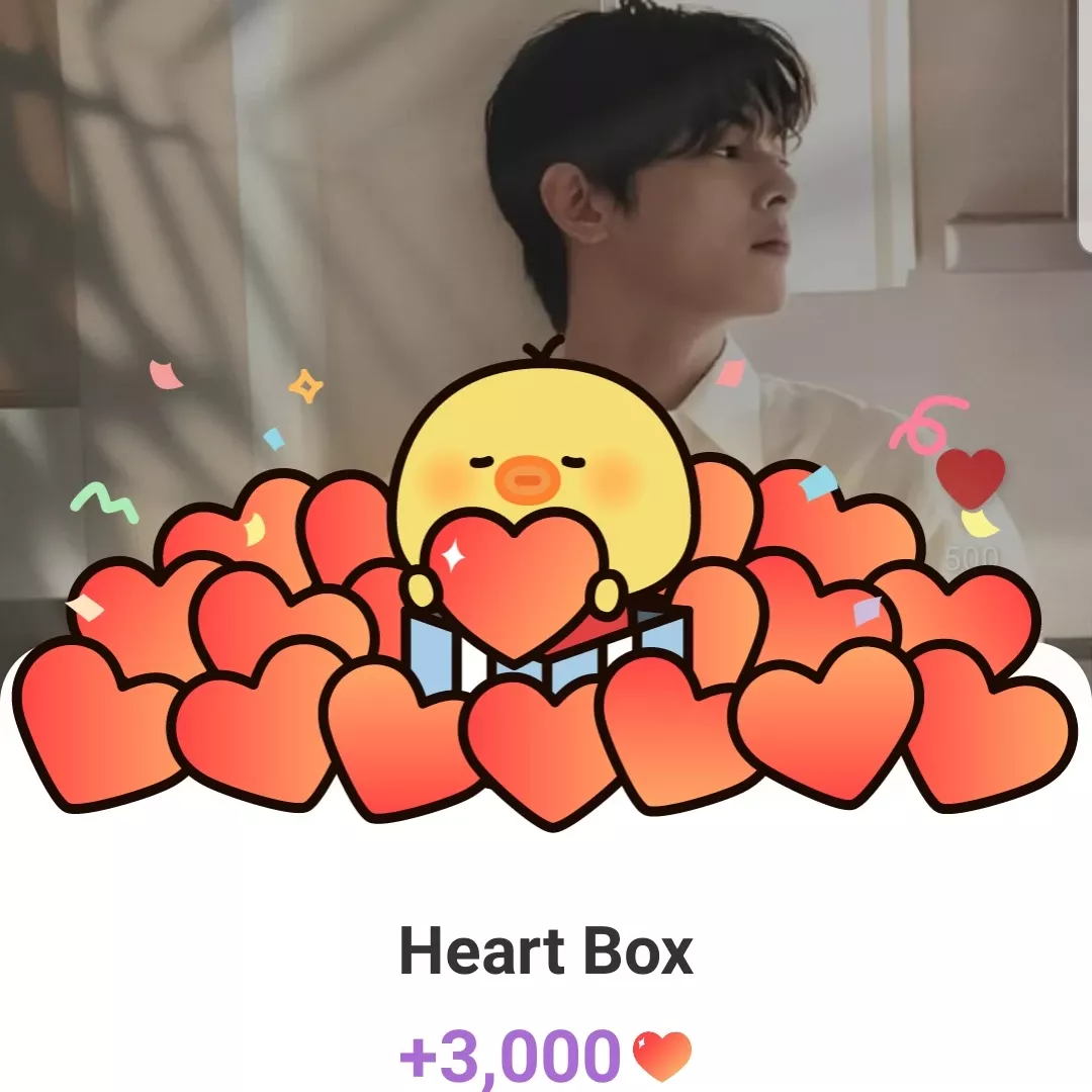 A moment captured by a fan of Cha Eunwoo