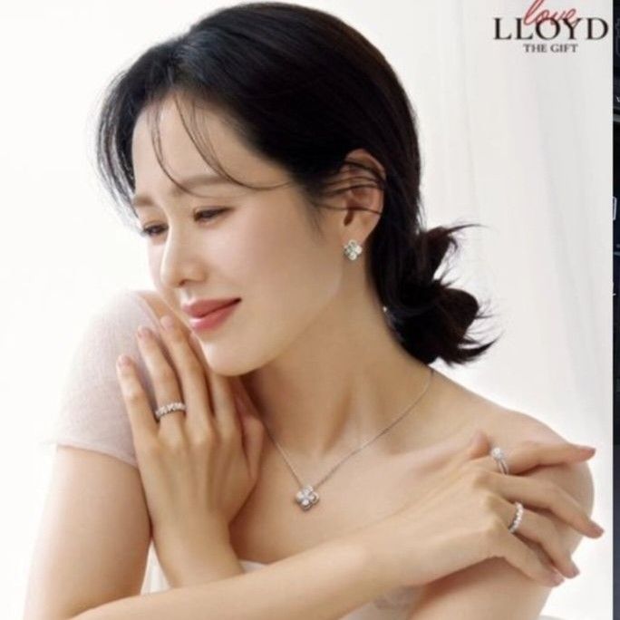 粉丝拍下的孙艺珍瞬间