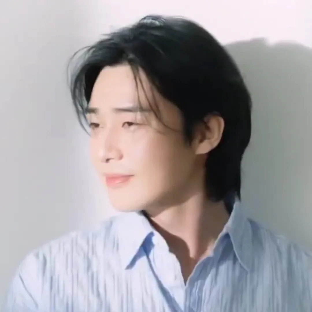 Behind-the-scenes cut of Park Seojoon