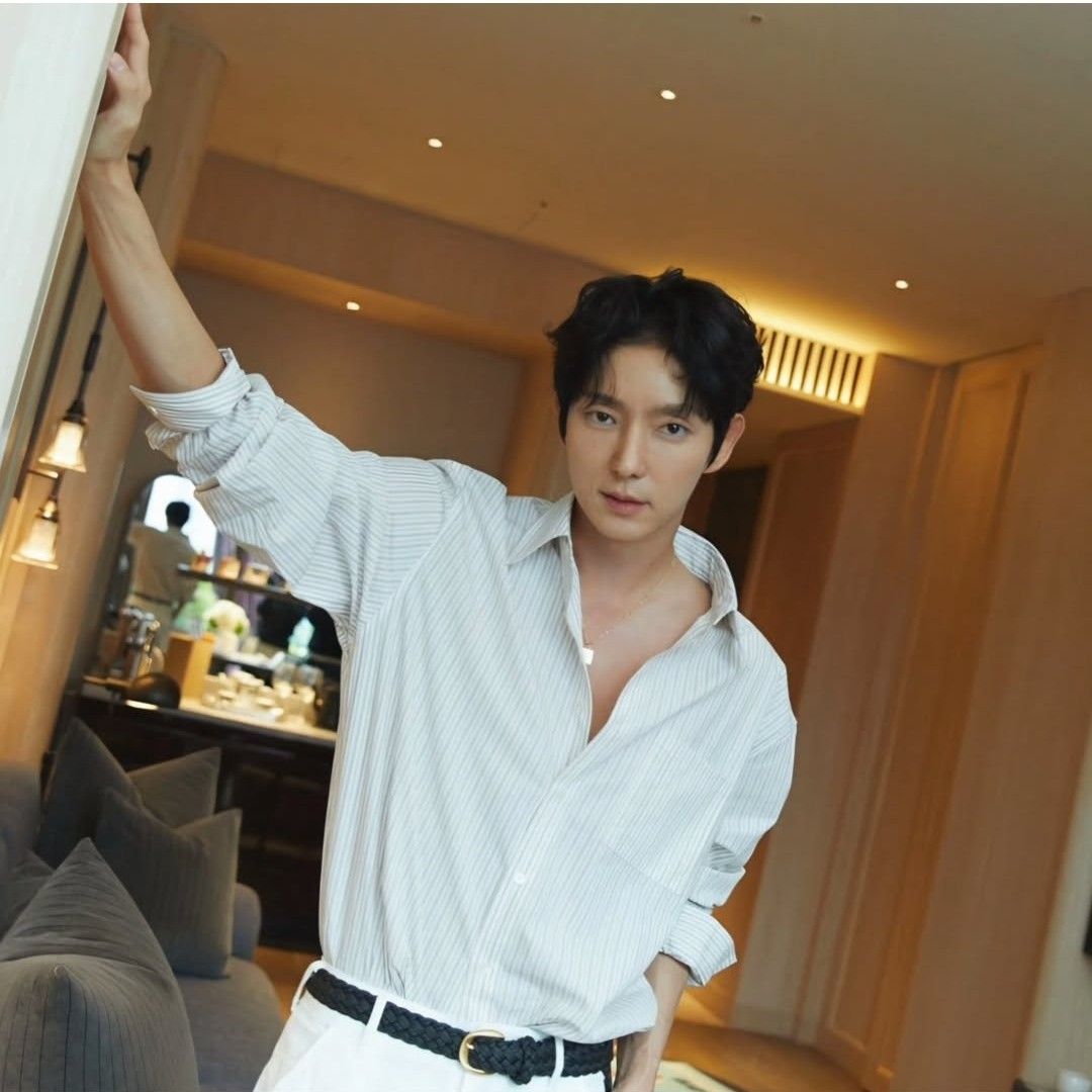 Recent activity shot of Lee Joongi