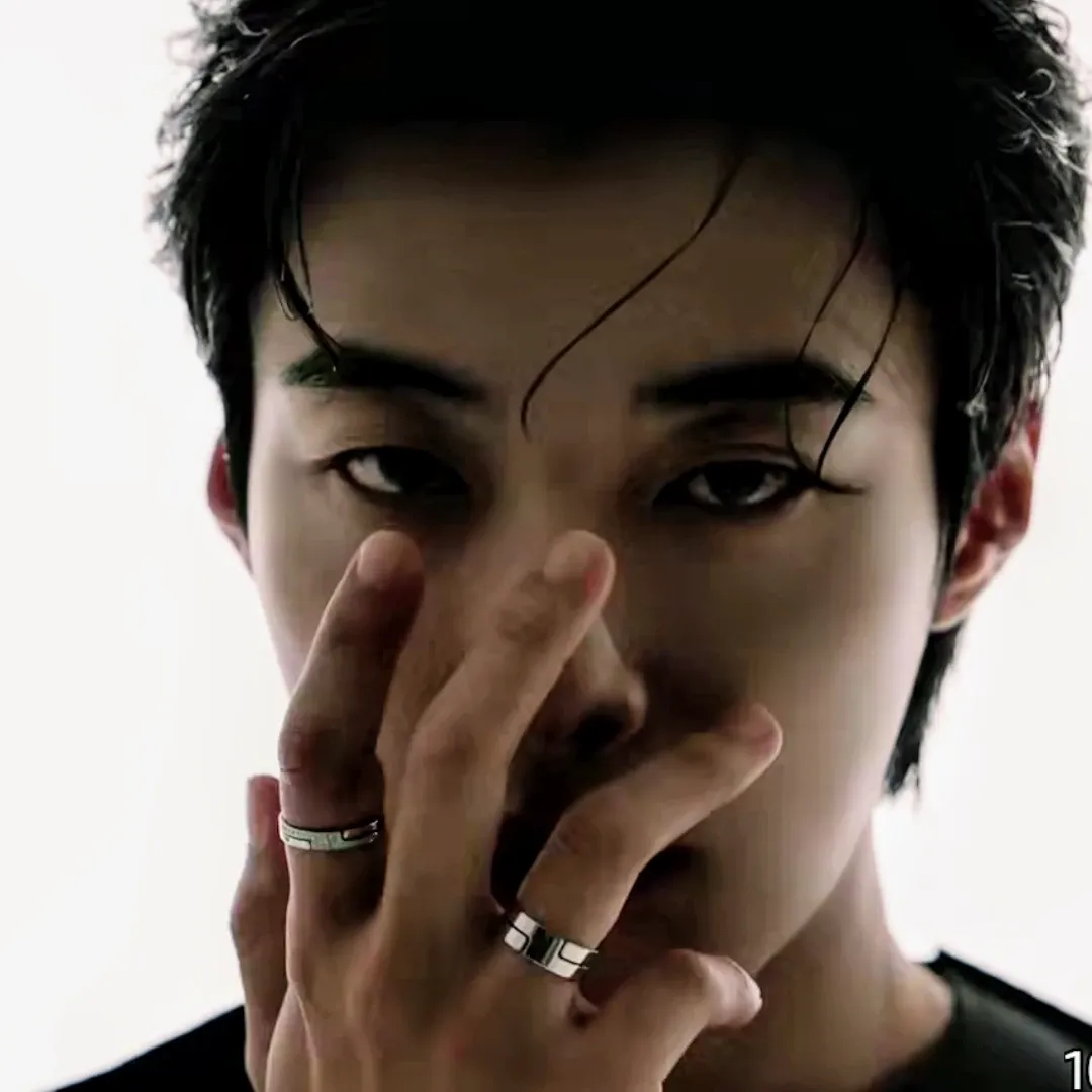 Behind-the-scenes cut of Woo Dohwan