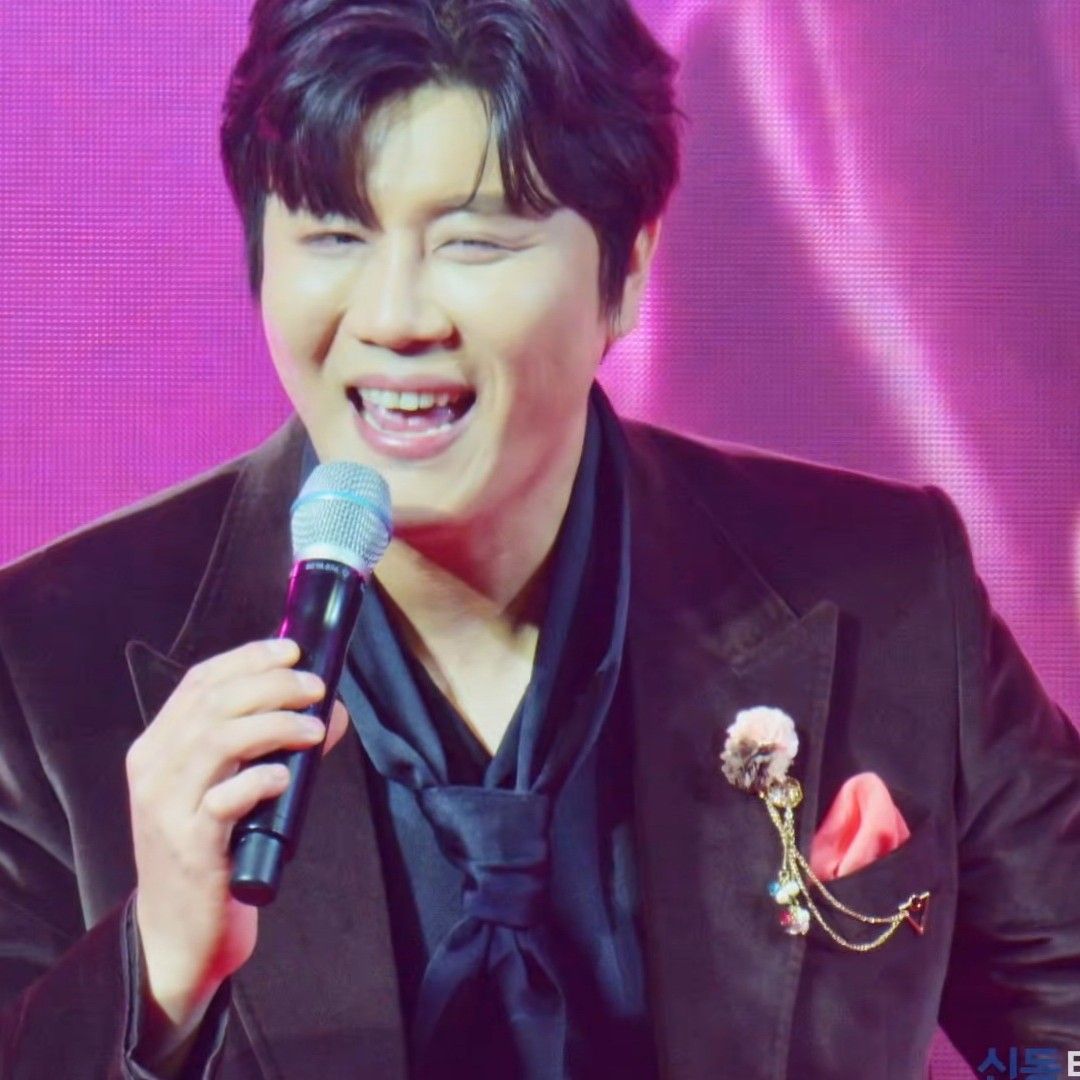 진해성 최근 활동샷