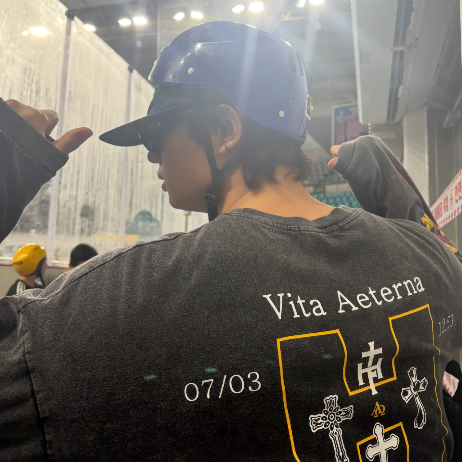Behind-the-scenes cut of Kim Jaewon