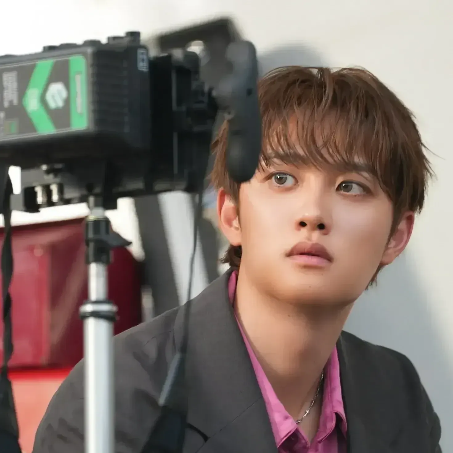 Cuplikan di balik layar dari Doh Kyungsoo (D.O.)