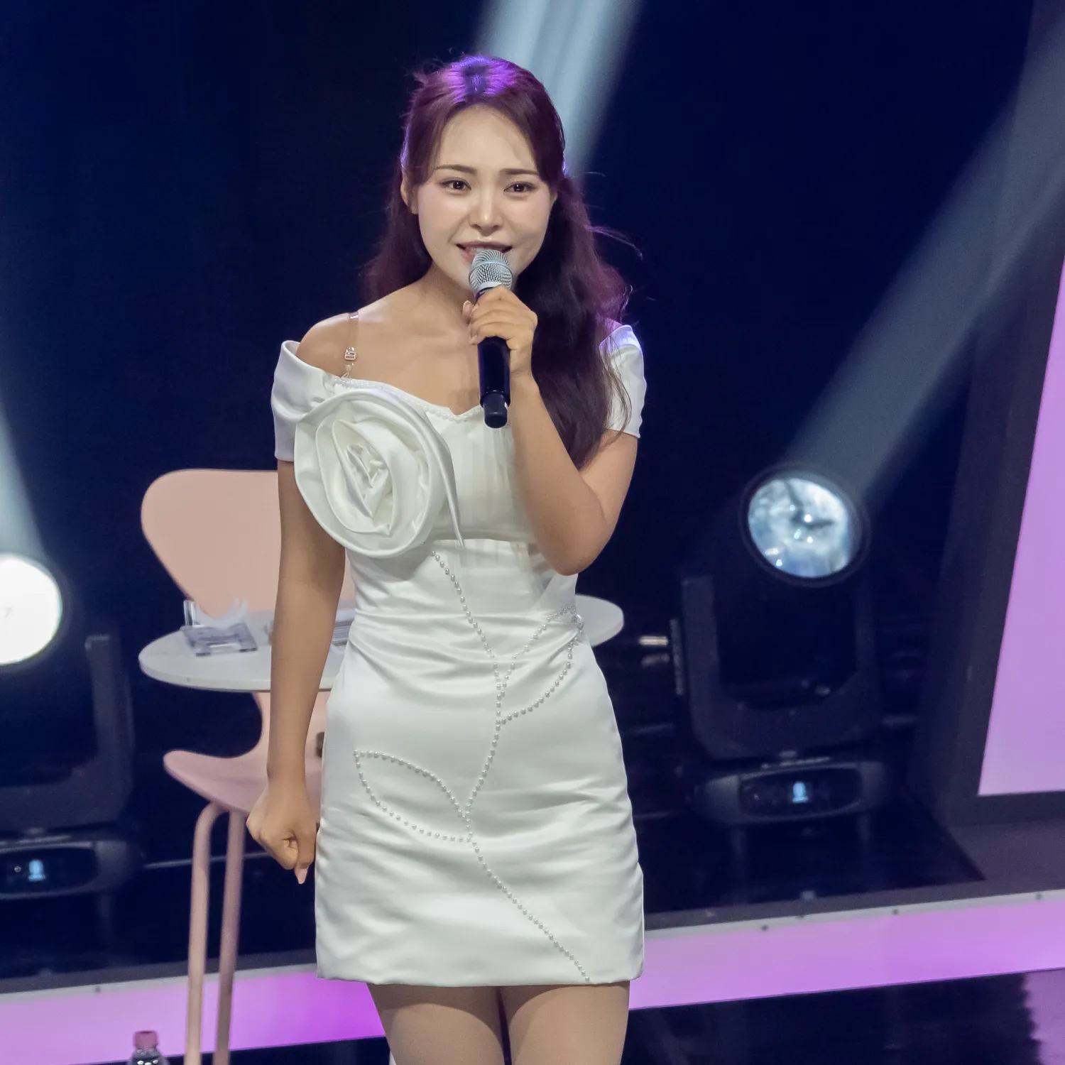 A moment captured by a fan of Miss Kim