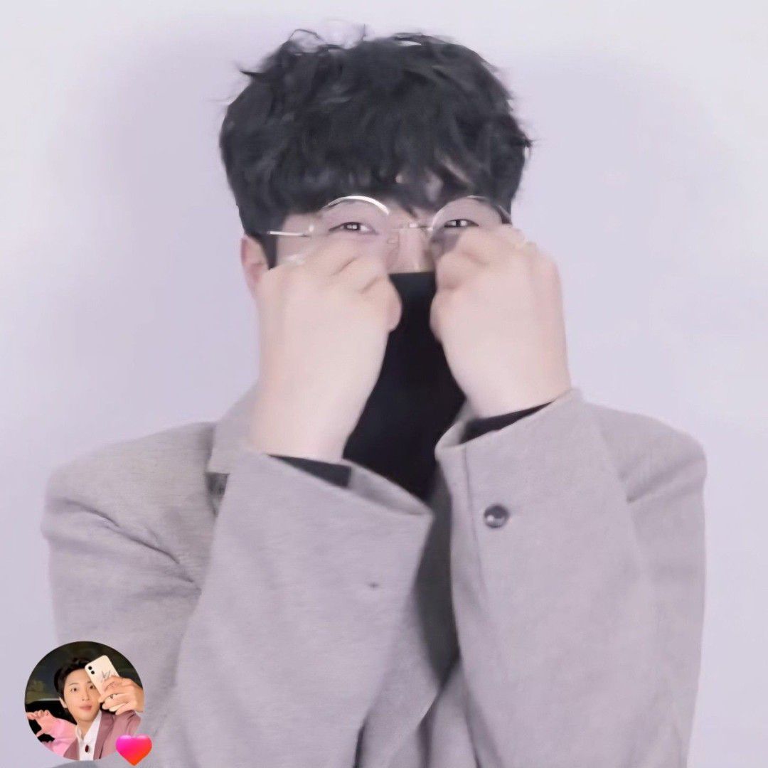 Explosively popular post in Choeaedol Celeb community