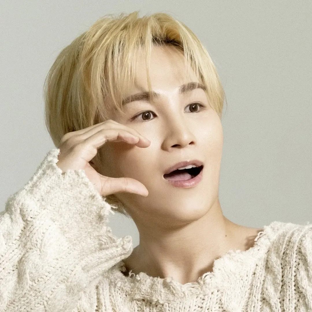 김희재의 비하인드 컷