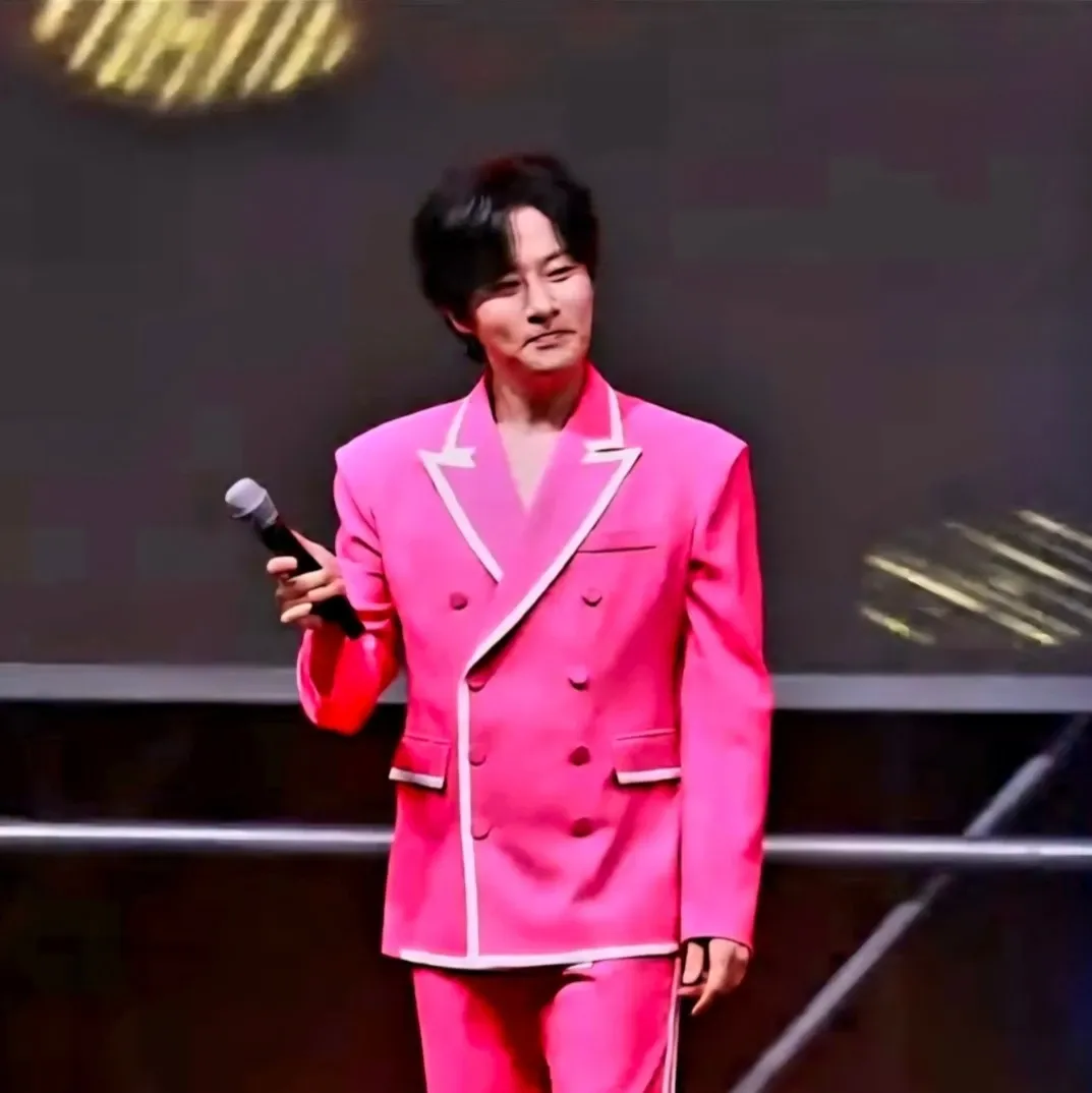 Recent activity shot of Kang Moonkyung