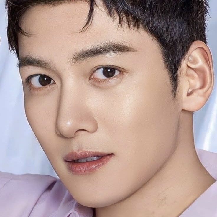 Latest photo of Ji Changwook