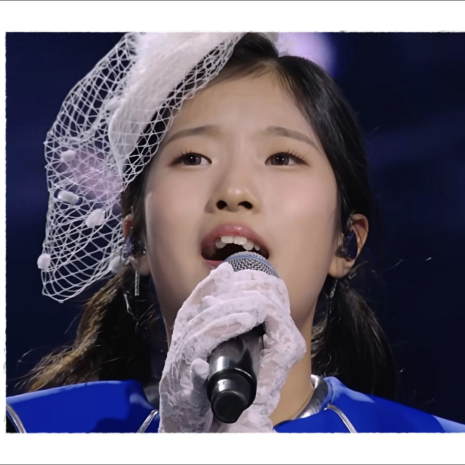 A moment captured by a fan of Bin Yeseo