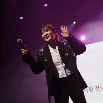 Cuplikan di balik layar dari Kim Dahyun