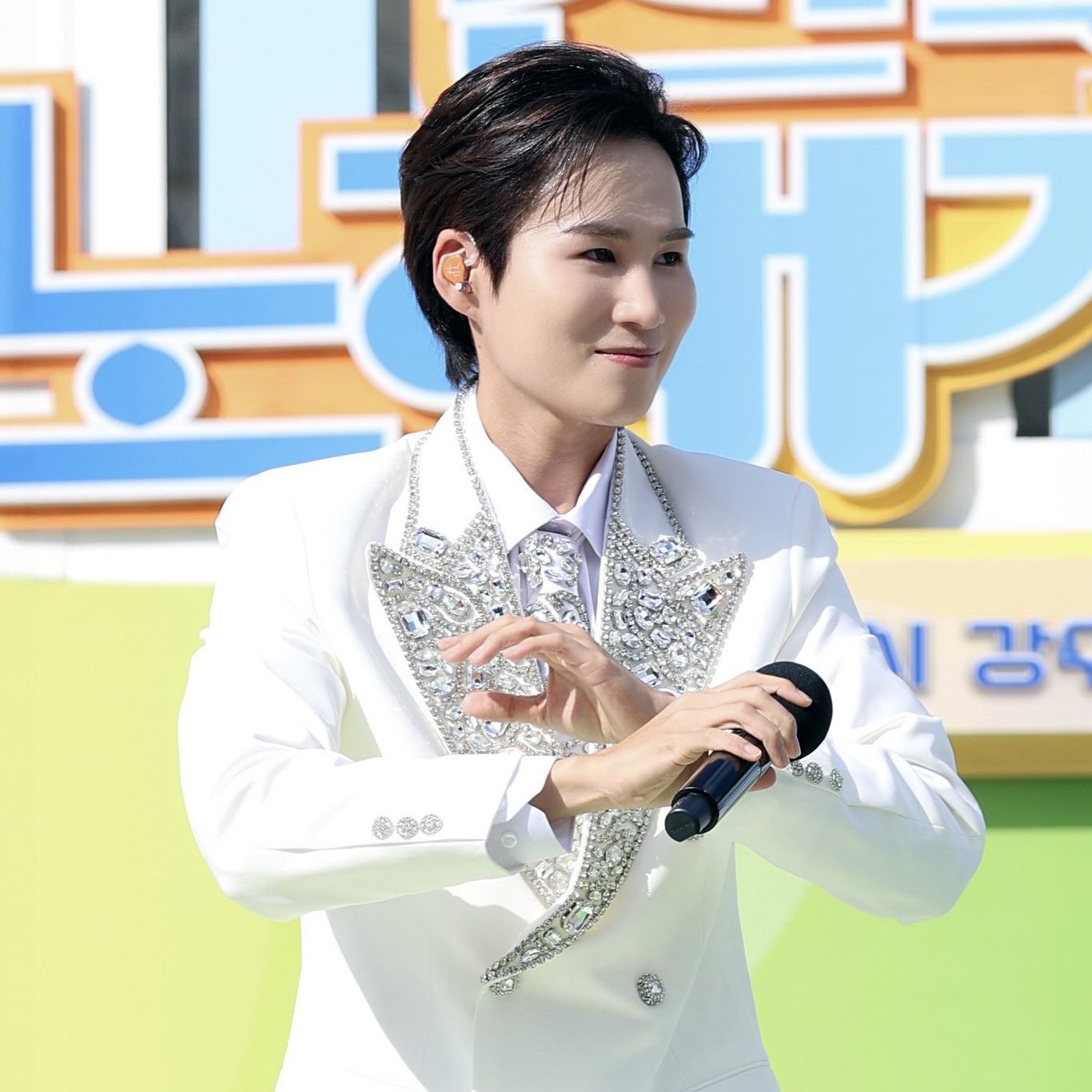 金熙栽的最新照片