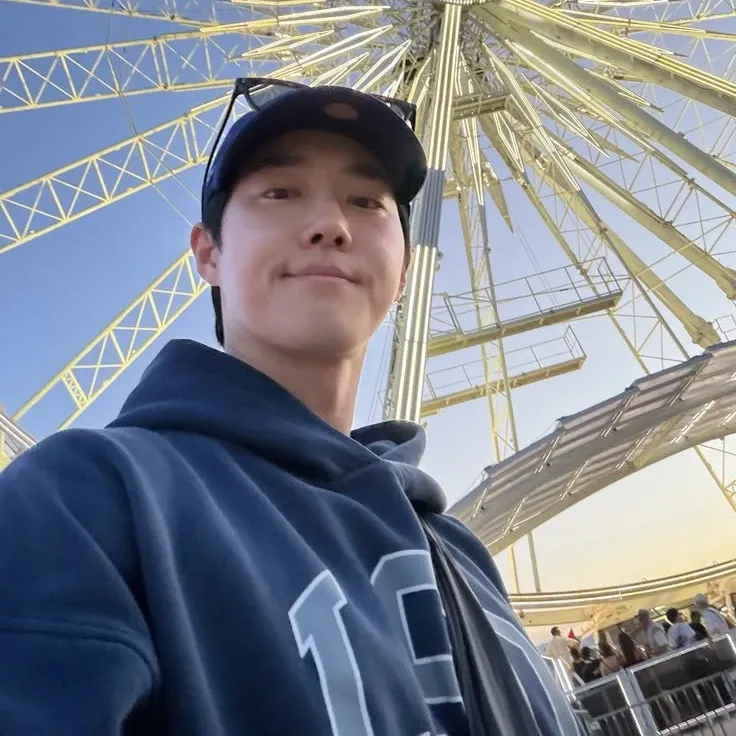 Behind-the-scenes cut of Suho